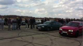 Audi 80 B4 1.9 TDI vs VW Golf 3 1.9 TDI (Drag Race 14.04.2012, Jēkabpils)