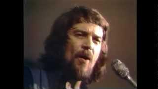 Waylon Jennings - "Lonesome, On'ry And Mean"