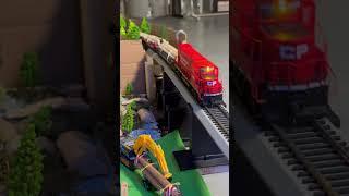 #miniaturerailway #railway #modeltrains #train #diecastcollections #scalemodelcars #canadianrailway