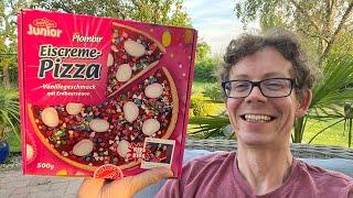 Eiscreme Pizza von Plombir￼ mit Vanille-Geschmack und Erdbeersoße