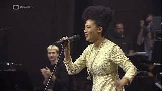 Judith Hill ft. B-Side Band