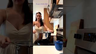 Cooking with glam girl #sushistyle #deliciousfood #sushichef #kidscooking #recipe #sushie #foodie #v