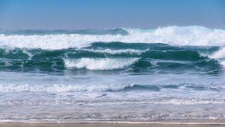 Breaking Waves - 1 Hour of Beautiful Pacific Ocean Waves in HD