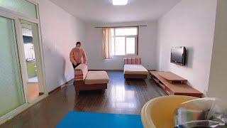 A single girl renovates a $200 rented house - The renovation cost about $300 Renovation of bedroom