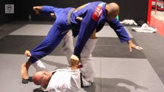 Lucio Rodrigues “Lagarto” shows closed guard sweep to Knee Bar with Igor Silva