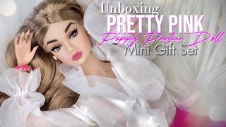 Unboxing Pretty Pink Poppy Parker Dressed Doll Mini Gift Set