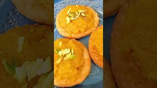 Halwa Kachori Breakfast #feedshorts#youtubeshorts#kachori