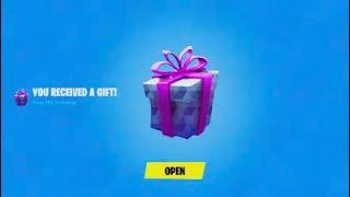 FORTNITE GETTING GIFTED BY SUBSCRIBERS HALLOWEEN EDITION