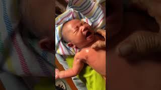 Bayi nangis  #cutebaby #cutebabystatus #cutebabyvlogger #baby #mixue