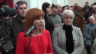 Мариупольским депутатам объяснили необходимость пиара власти за счет бюджета