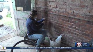 Historical preservation expert teaches masonry restoration