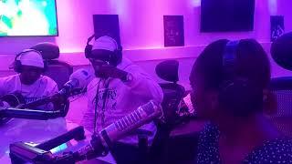 PASHA AKIIMBA LIVE CLOUDS FM KWENYE  KIPINDI CHA ALA ZA ROHO NA KING MO JAY