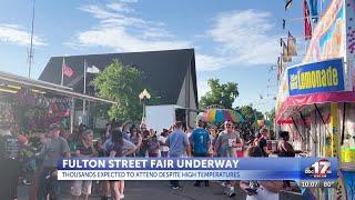 Hundreds brave heat to attend Fulton Street Fair