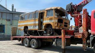 Поднимаем автобус/ 7т манипулятором.
