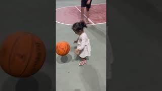 Baby playing ️