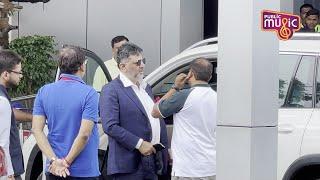 DEPUTY CHIEF MINISTER OF KARNATAKA DK SHIVAKUMAR LEAVING FROM MUMBAI SPOTTED AT PRIVATE AIRPORT