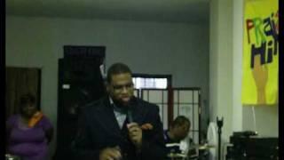 Min. Terrell Ray 'Lord I Lift Your Name on High'