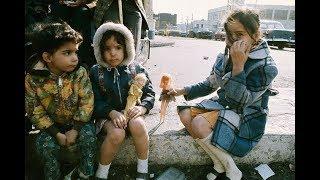 28 Fascinating Photos of NYC Street Life in the 1970s