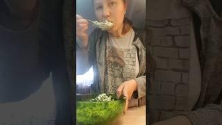 Лепешки с луком и творогом. Очень простой рецепт #простыерецепты #лепешкисзеленью #лепешкирецепт