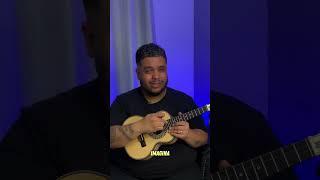 COMO TOCAR CORRETAMENTE O CAVAQUINHO ?