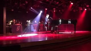 AJ Clarke sings Roy Orbison Pretty Woman with Golden Princess Orchestra