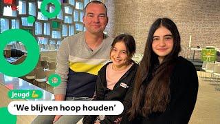 Ariana wordt opgevangen in een kerk, omdat ze anders het land uit moet