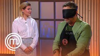 Chef Sorin Bontea a tăiat un pui, legat la ochi, în fața concurenților! | MasterChef S9