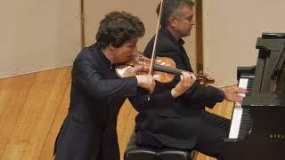 Augustin Hadelich plays Chopin Nocturne in E Flat Major (Op. 9 No. 2)