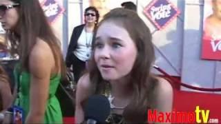 MADELINE CARROLL Intervierw at "Swing Vote" Premiere