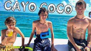 CAYO COCO Cuba Vacation Trip (Catamaran Excursion Snorkeling, Lightning Storm, Sail Boat & Swimming)