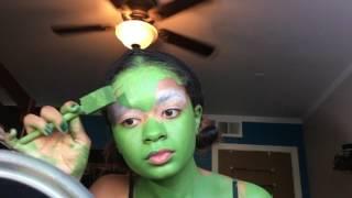 Becoming Gamora - Gamora makeup tutorial cosplay