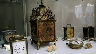 В Ангарском музее от землетрясения проснулись старинные часы