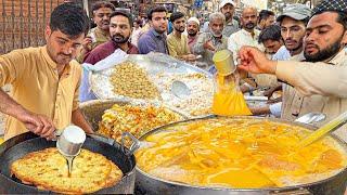 KARACHI'S STREET FOOD HUSTLE Before Iftar! l Unbelievable Ramadan Street Food! Watch Ramadan Rush