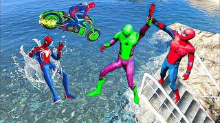 SUPERMAN AND RAINBOW SpiderMan JUMPING in WATER #ragdolls #spiderman #gta5 #spiderman_ragdolls