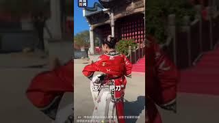 中国少女展示功夫“三把刀”，一招一式尽显巾帼魅力！#中国功夫