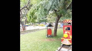 kids playing  video