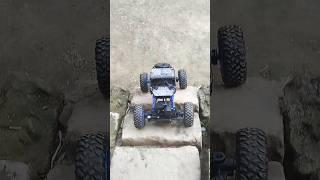 4×4 rc car offroading | #rc #rccar #offroad #rockcrawler #shorts #ytshorts #youtubeshorts #amanaktoy