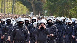 [Großeinsatz HSV vs St.Pauli] Fanmarsch St.Pauli +Einsatzfahrten Polizei beim Stadtderby am 21.04.23