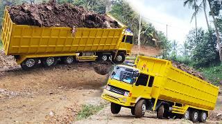 GAGAL OLENG Dump Truk Fuso TRIBAL SILUMAN Truk Hino 500 JEMBER Bermuatan Tanah Truk Terguling