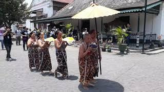 Abdi Dalem Kraton Yogyakarta