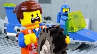 LEGO Movie Brick Building STOP MOTION LEGO Emmet vs Benny Vehicles | Billy Bricks Compilations