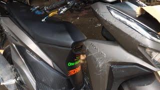 Cara menghilangkan baret lecet pada body motor - cara ngoplos warna cat honda vario