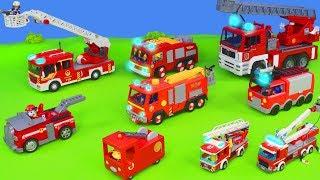 Différents camions de pompiers pour les enfants
