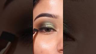 Easy Olive Smokey Eye Makeup Tutorial #ytshorts #youtubeshorts #youtube #eyemakeup #glamreel