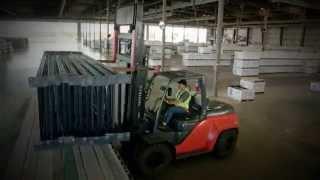 8-Series Large Capacity Pneumatic Tire Forklift