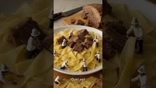 mini worker preparing food, Animated Tiny World