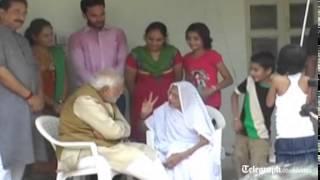 India election: Narendra Modi gets mother's blessing for election win