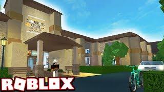 THE BEST RESTAURANT IN ROBLOX BLOXBURG!!!