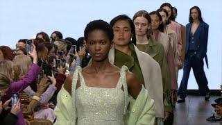 AHKEKE Fall-Winter 2025 Runway Show | London Fashion Week | VRAI Magazine