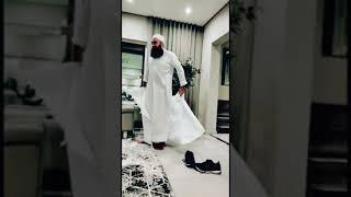 Mufti Menk shows you a simple way to wear your IHRAAM. No belts, no pins, no knots!